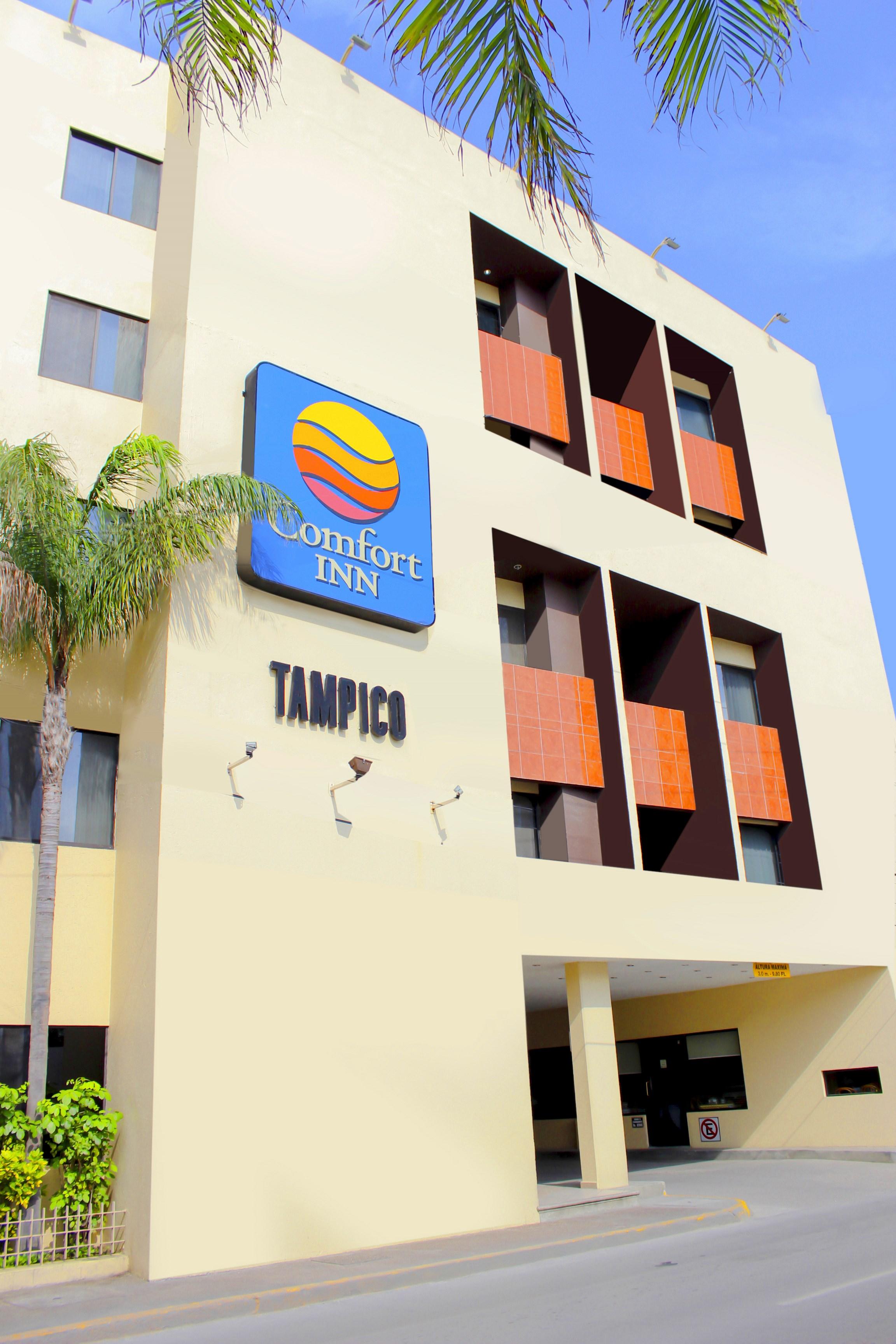 Comfort Inn Tampico Esterno foto