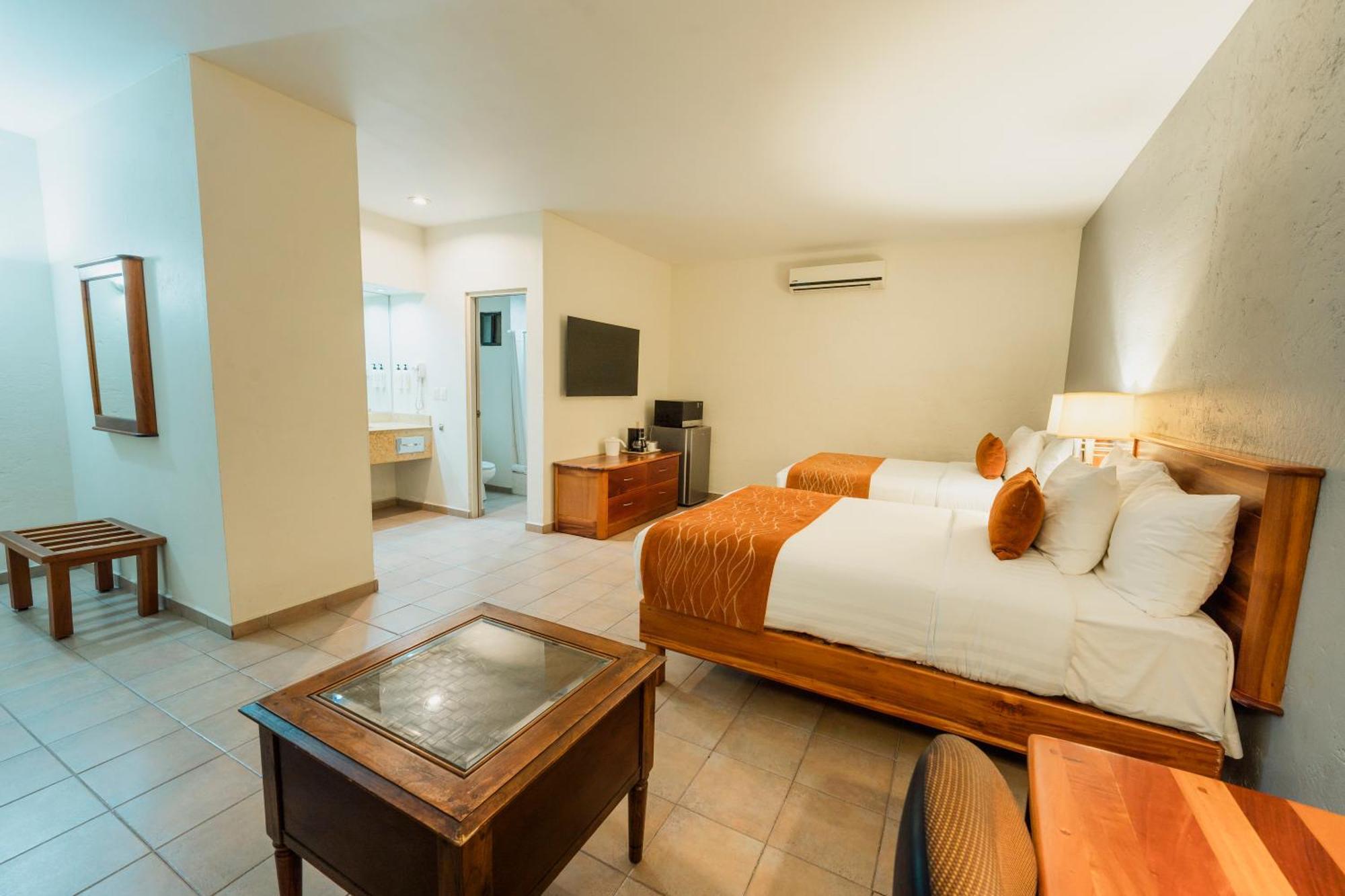 Comfort Inn Tampico Esterno foto