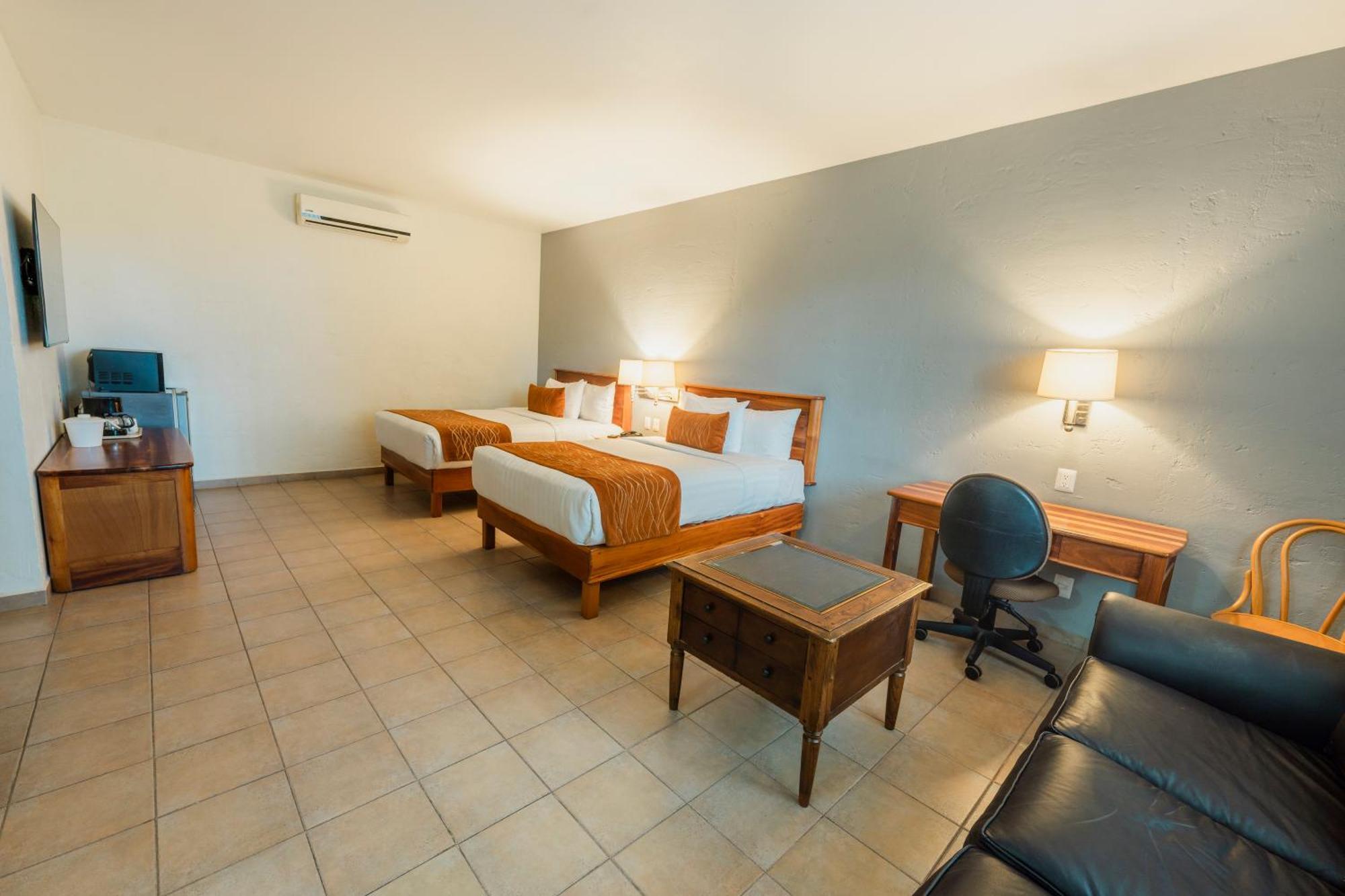 Comfort Inn Tampico Esterno foto