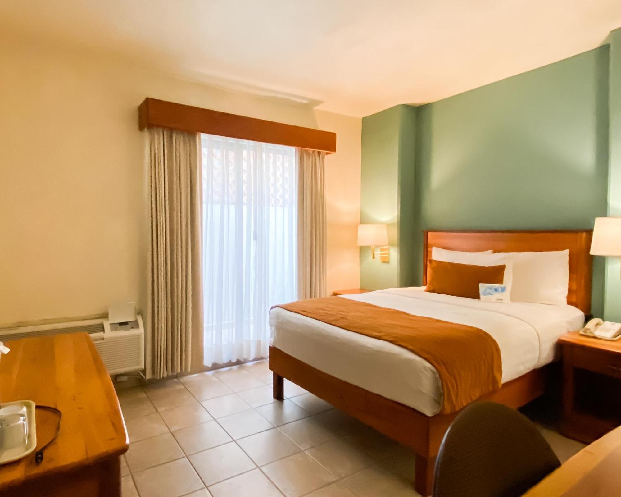 Comfort Inn Tampico Esterno foto