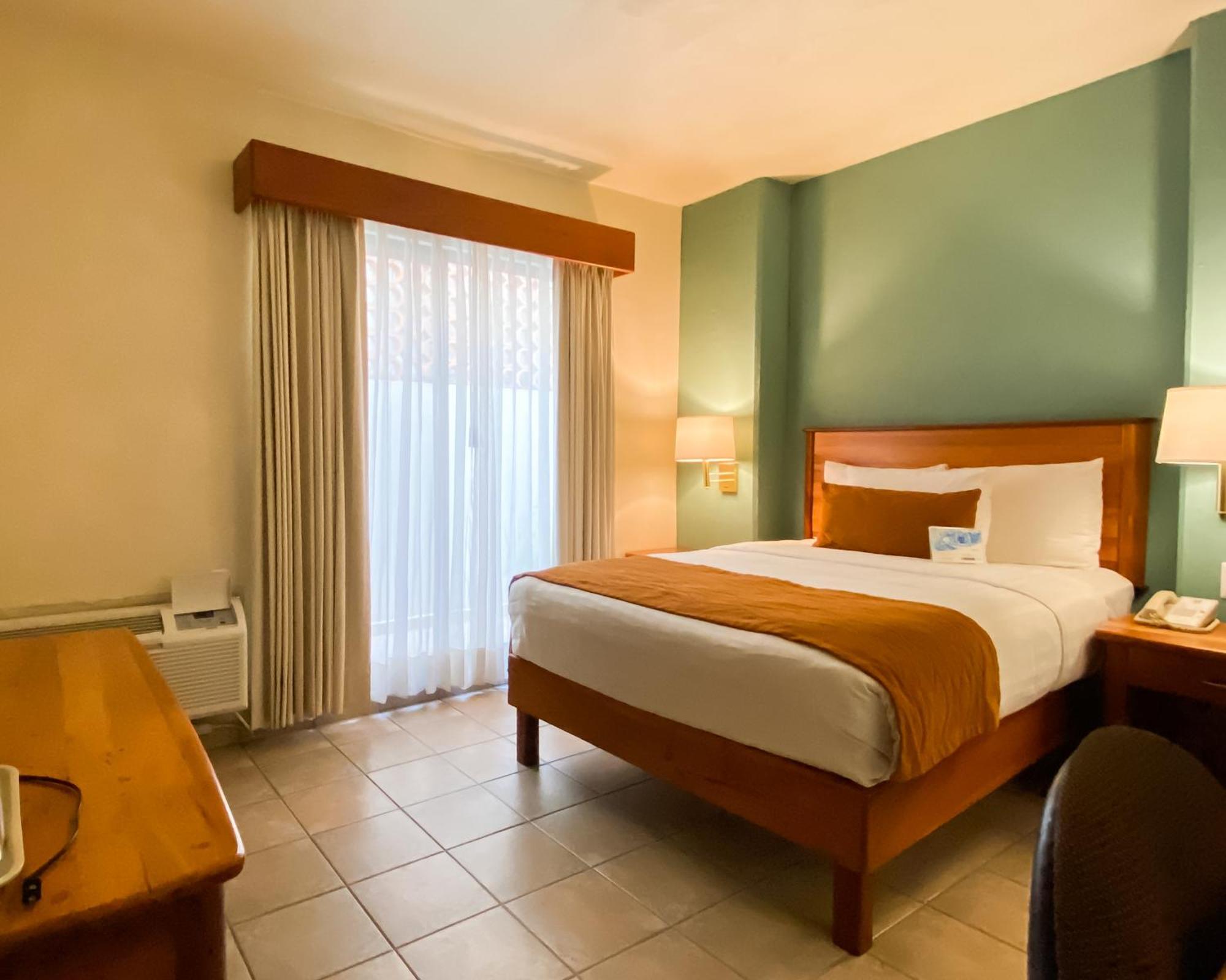 Comfort Inn Tampico Esterno foto